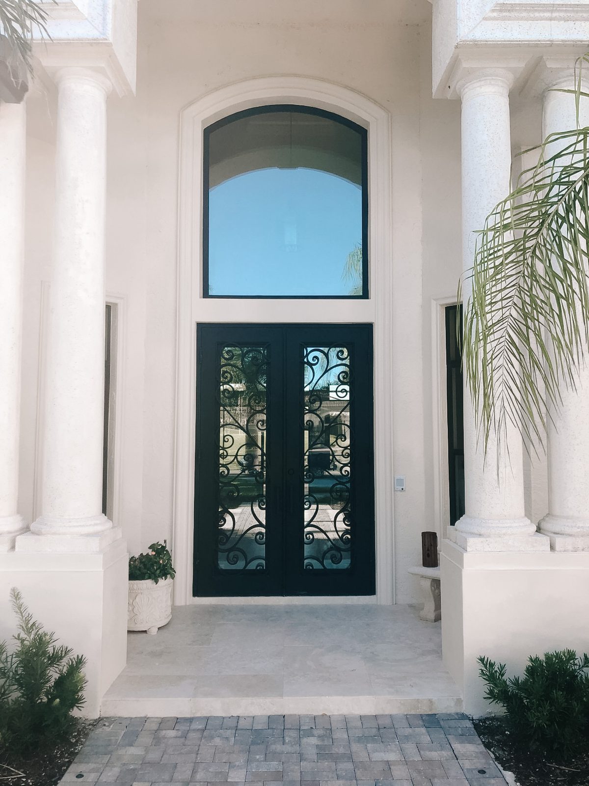 Traditional iron door — Double entry